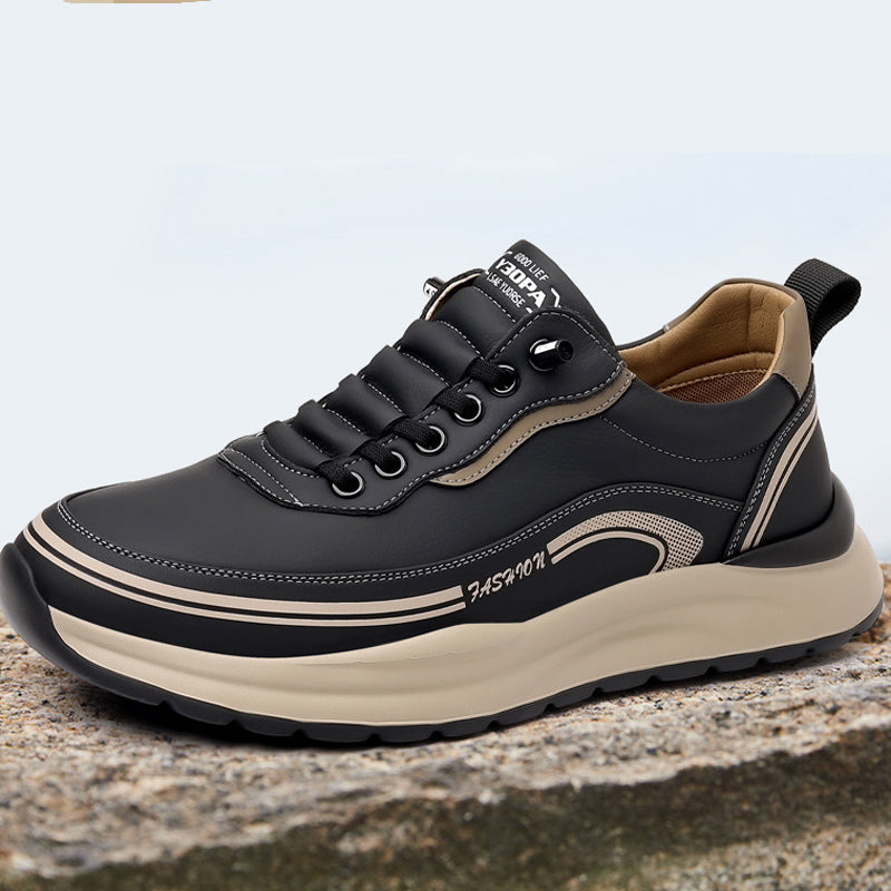 Släpp-på-sneakers för herrar med halksäker sula