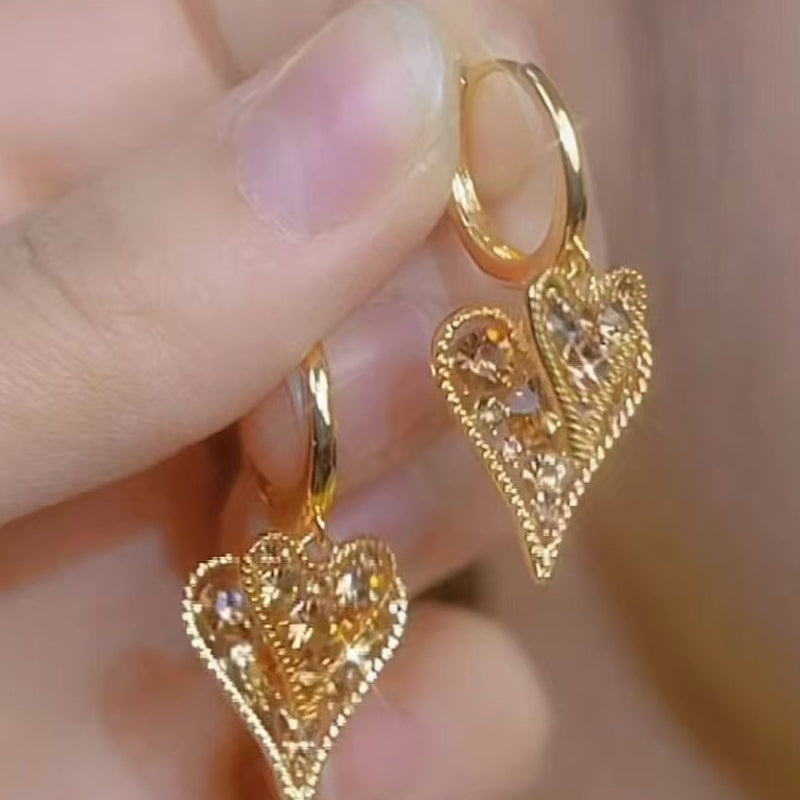 💖 50% RABATT NU! ✨ Eleganta Glänsande Hjärta Hoopörhängen – Dubbla Lager & Kristaller – Lyxigt Guld & Micro-Inläggning 💕